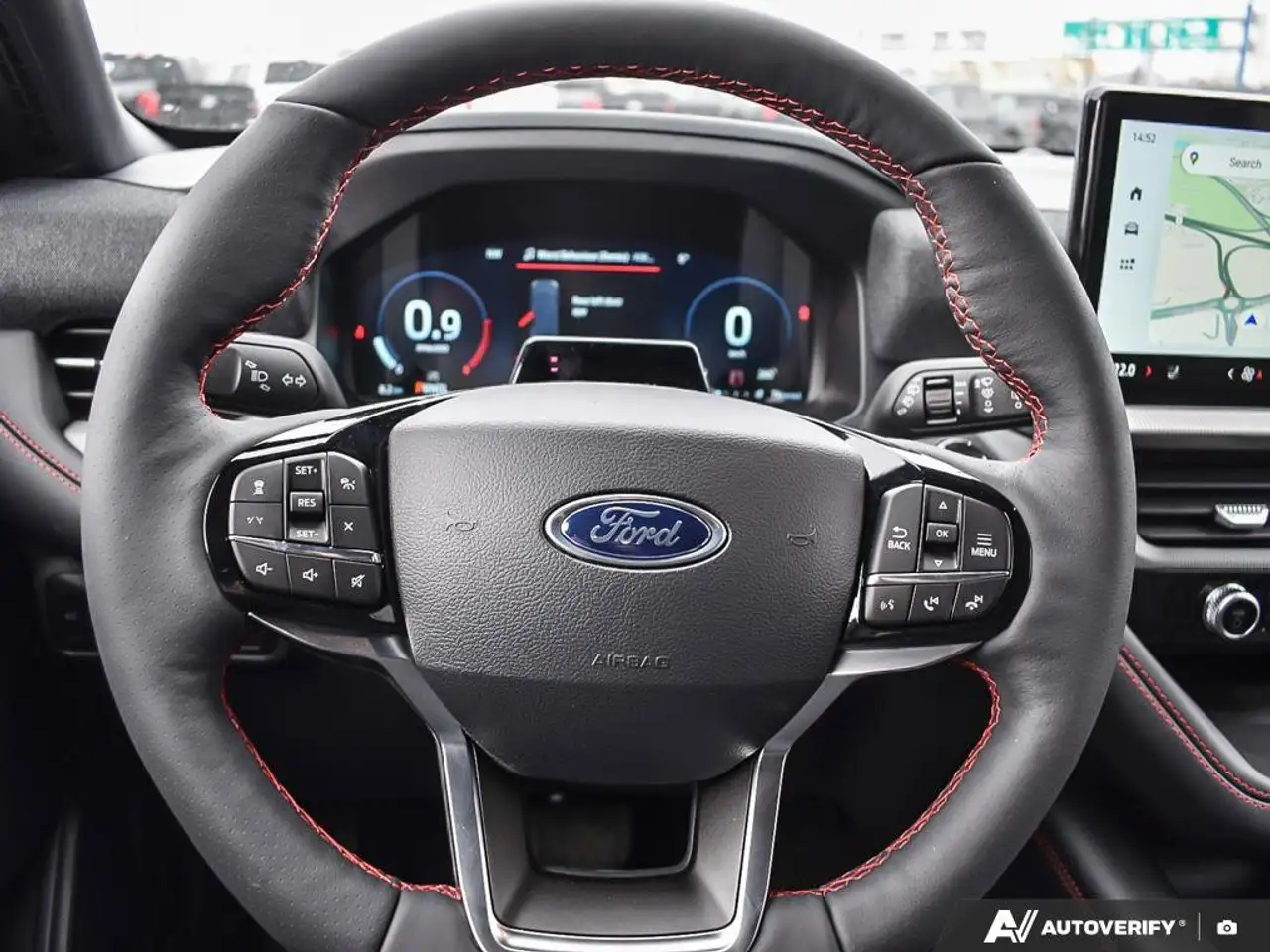 Ford Explorer снимка Ford Explorer