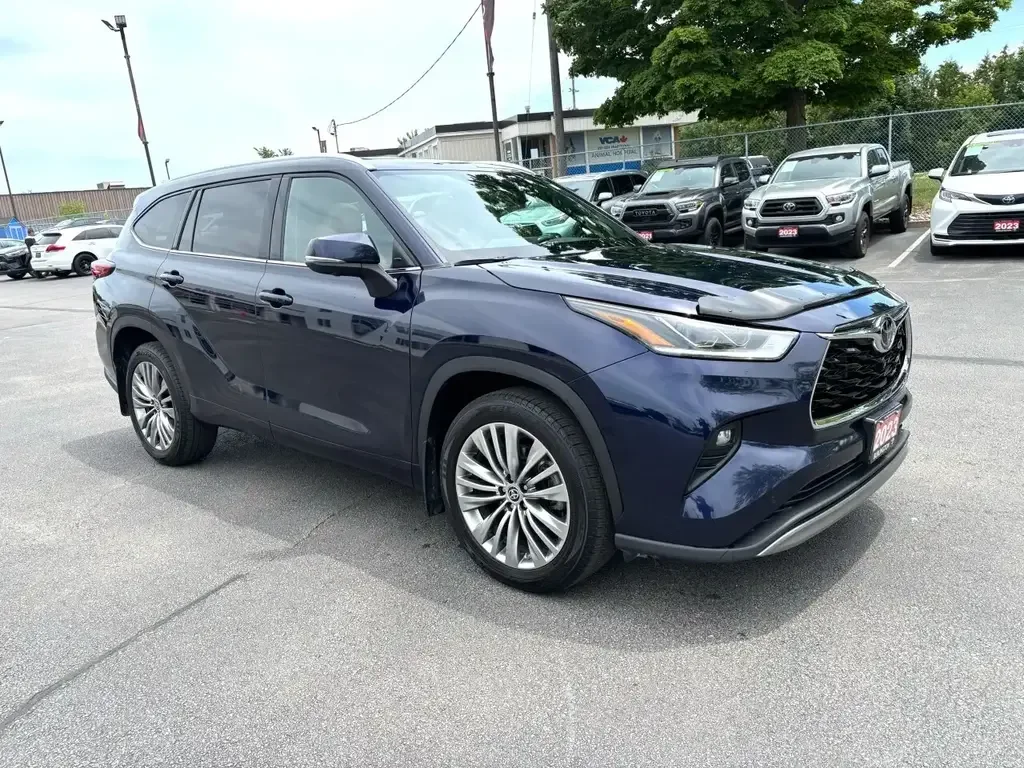 Toyota Highlander снимка Toyota Highlander