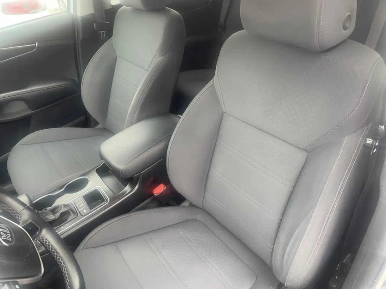 Kia Sorento снимка Kia Sorento