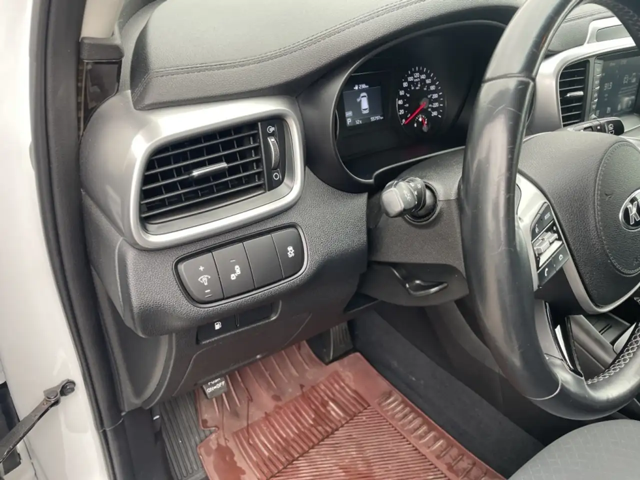 Kia Sorento снимка Kia Sorento
