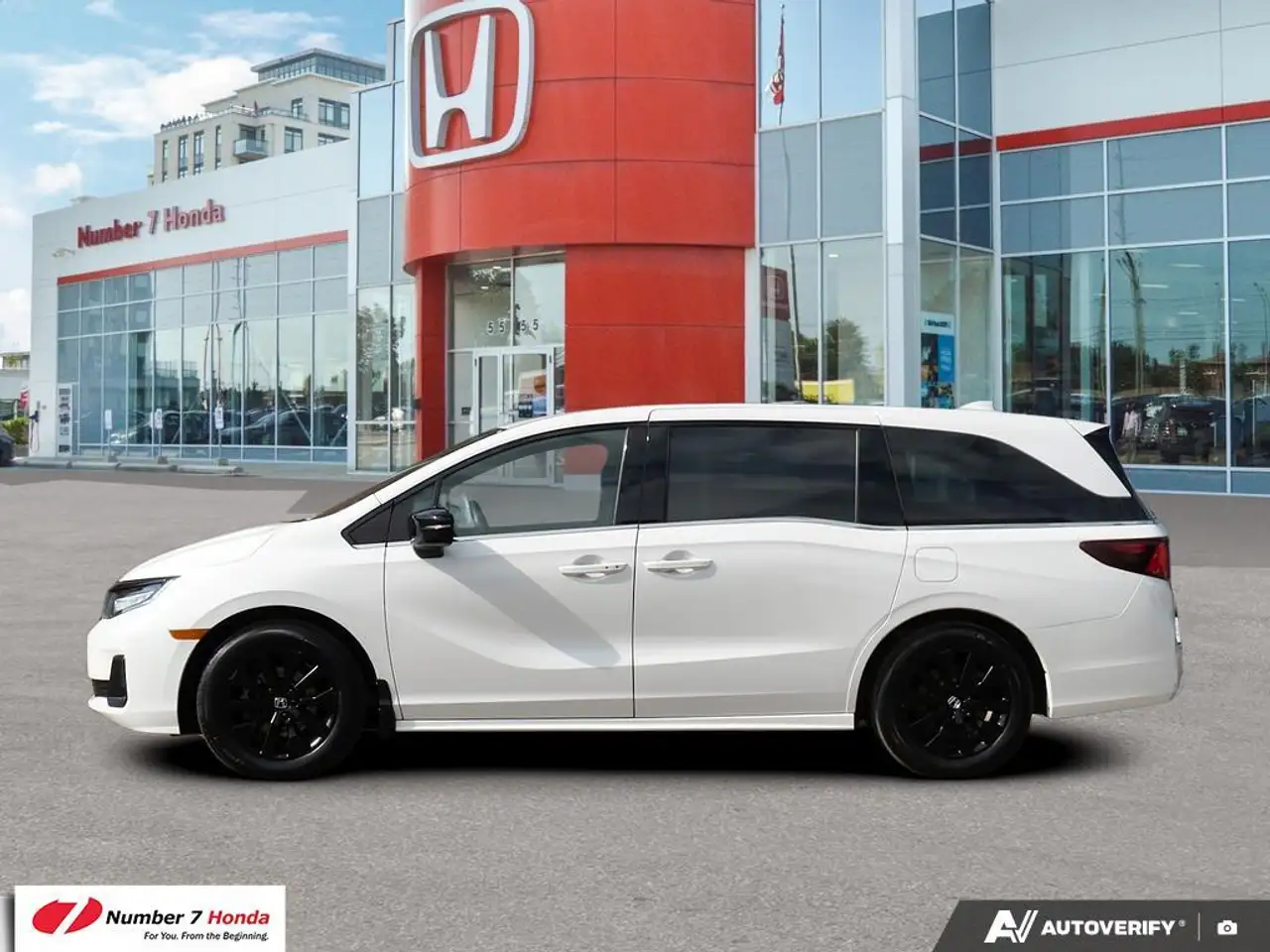 Honda Odyssey снимка Honda Odyssey