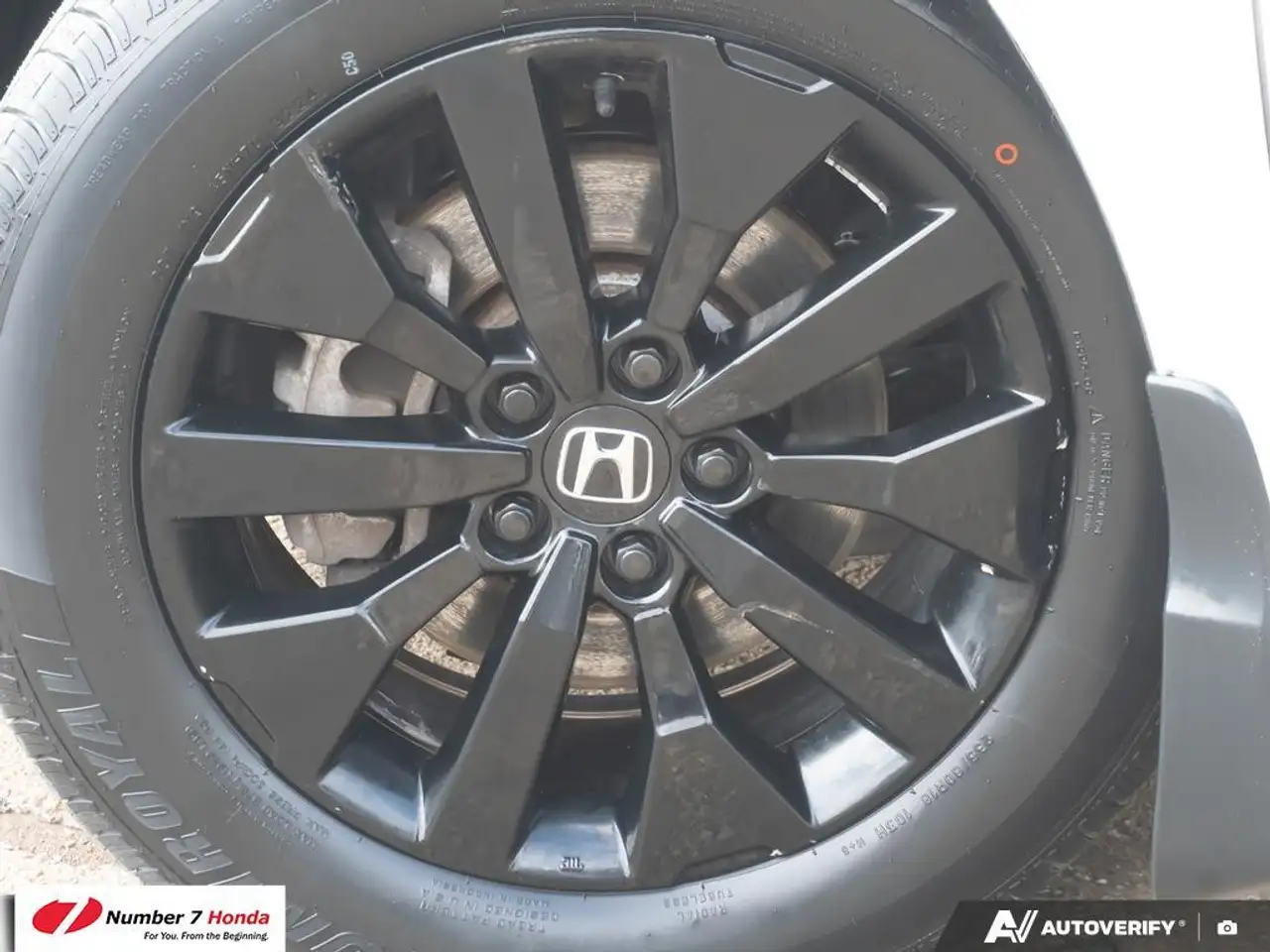 Honda Odyssey снимка Honda Odyssey