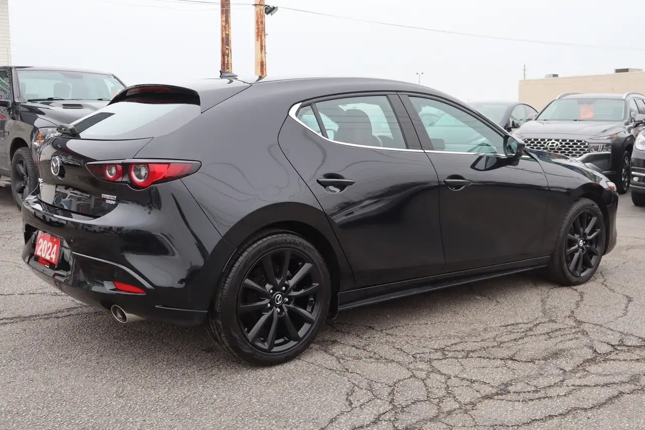 Mazda 3 снимка Mazda 3