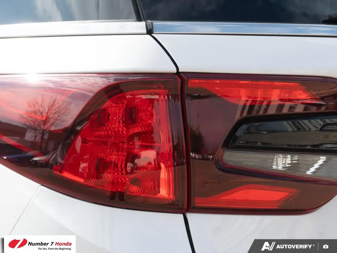 Honda Odyssey снимка Honda Odyssey