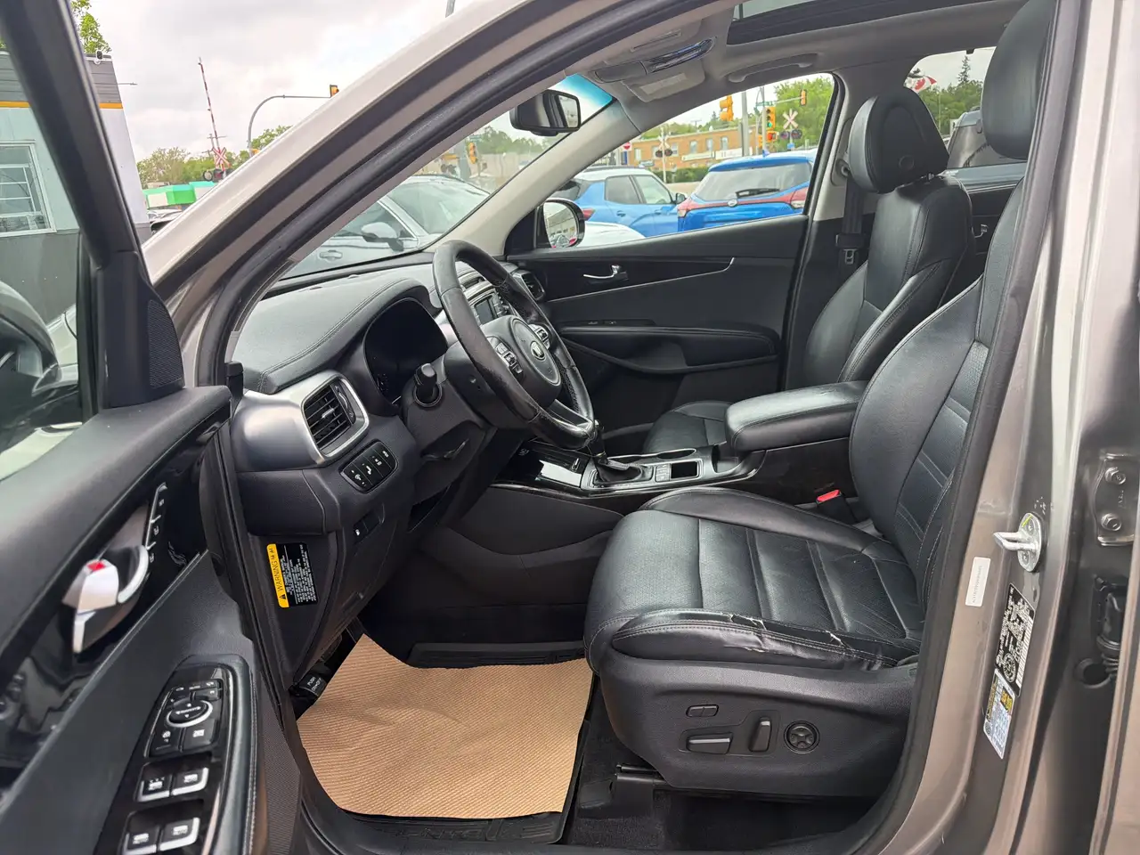 Kia Sorento снимка Kia Sorento