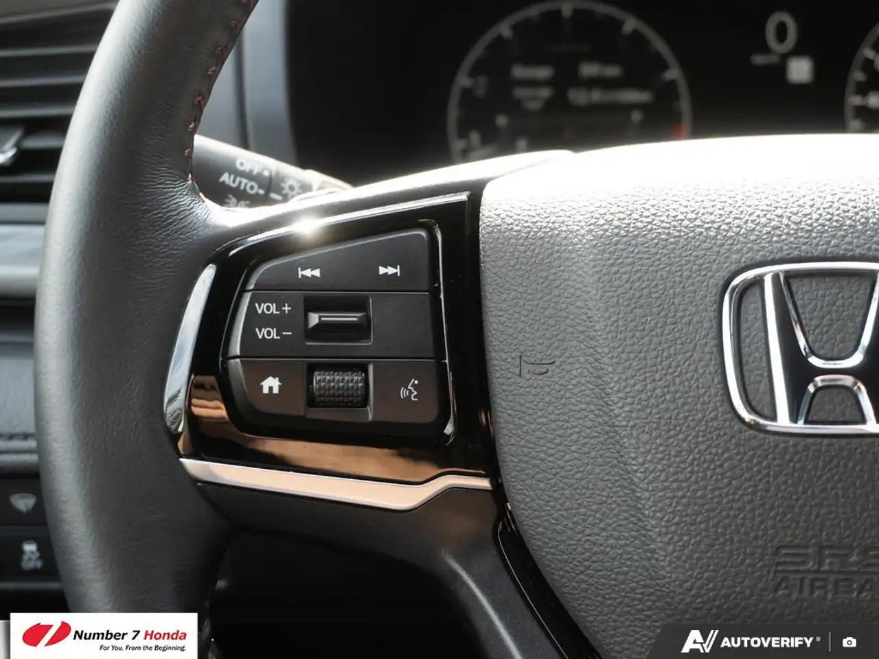 Honda Odyssey снимка Honda Odyssey