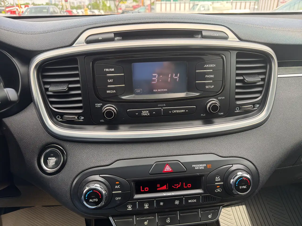 Kia Sorento снимка Kia Sorento