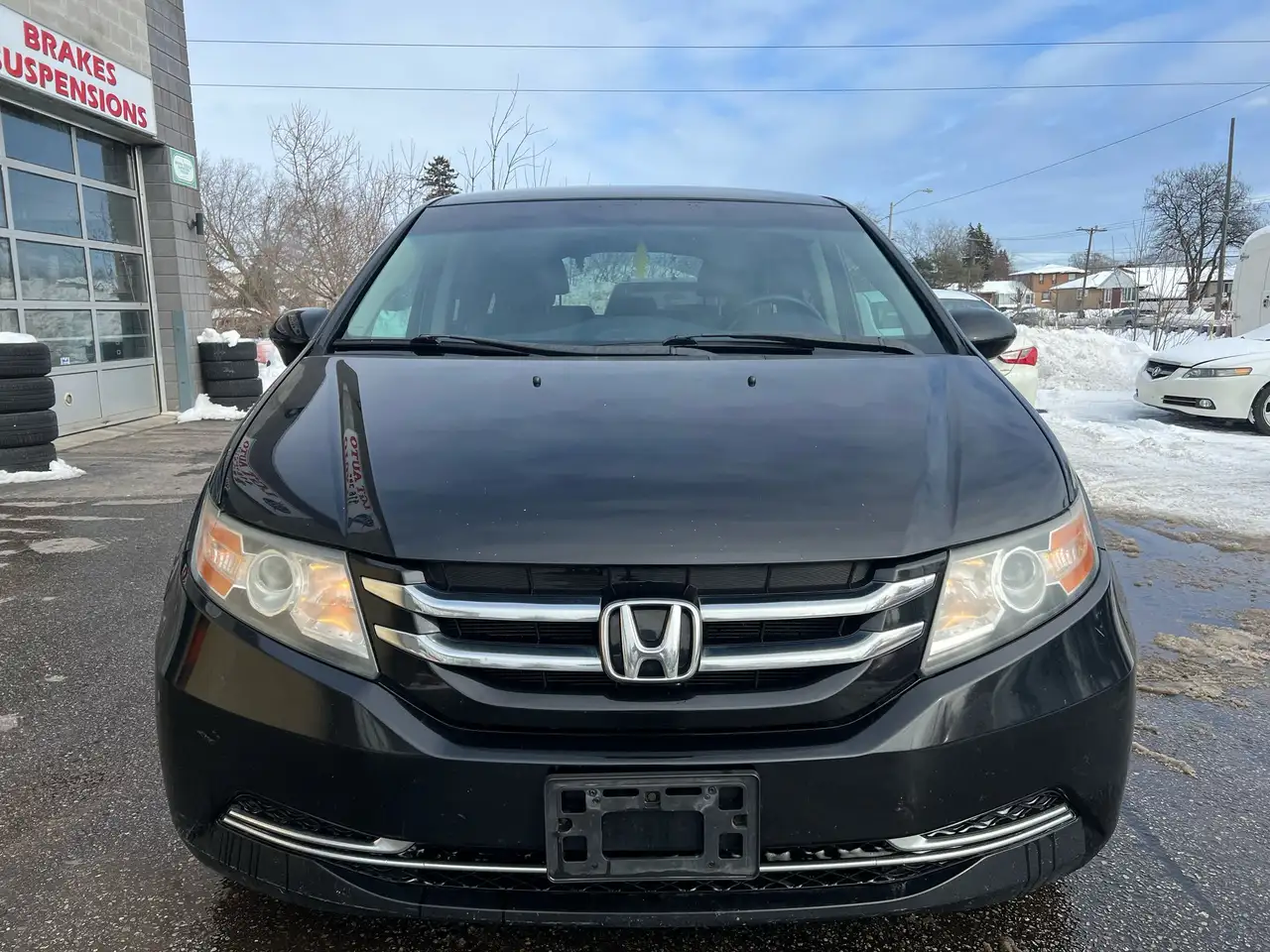 Honda Odyssey снимка Honda Odyssey
