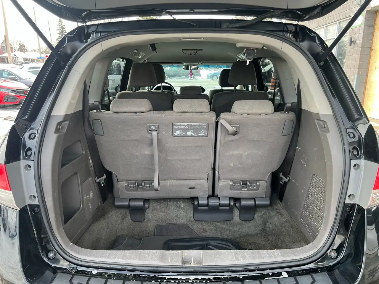Honda Odyssey снимка Honda Odyssey
