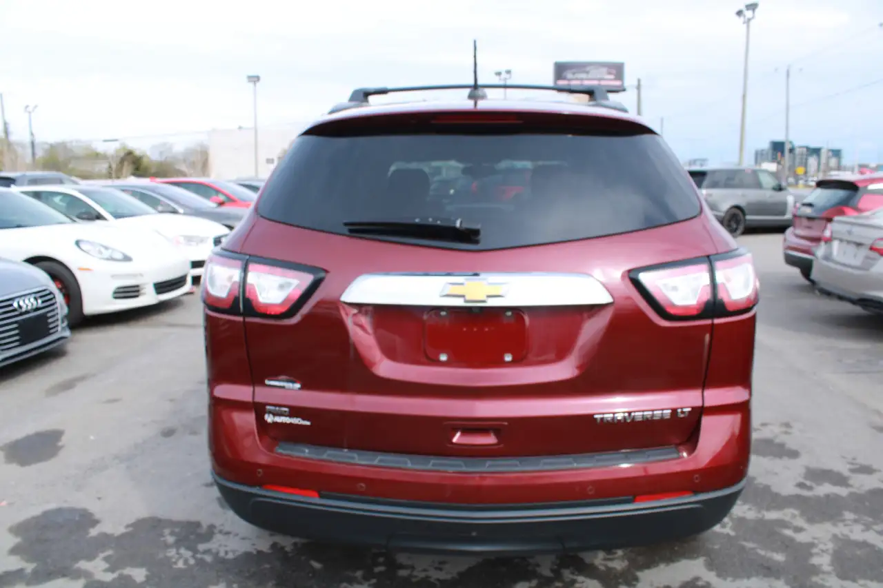 Chevrolet Traverse photo Chevrolet Traverse