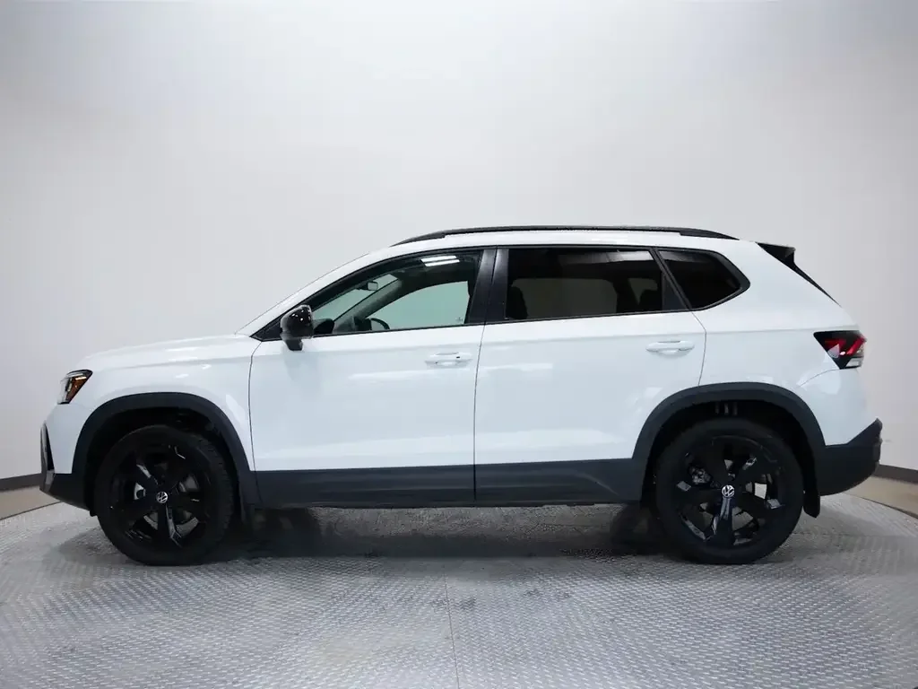 Volkswagen Taos снимка Volkswagen Taos
