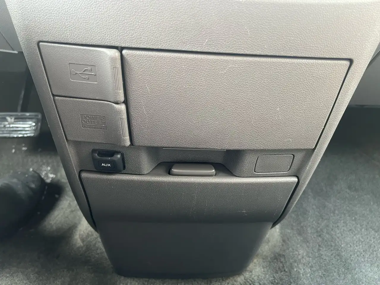 Honda Odyssey снимка Honda Odyssey