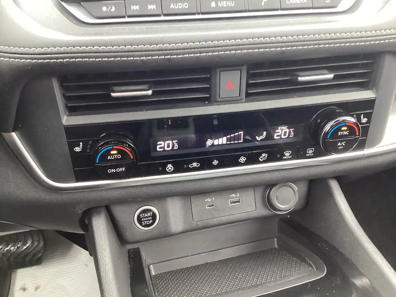 Nissan Rogue photo Nissan Rogue
