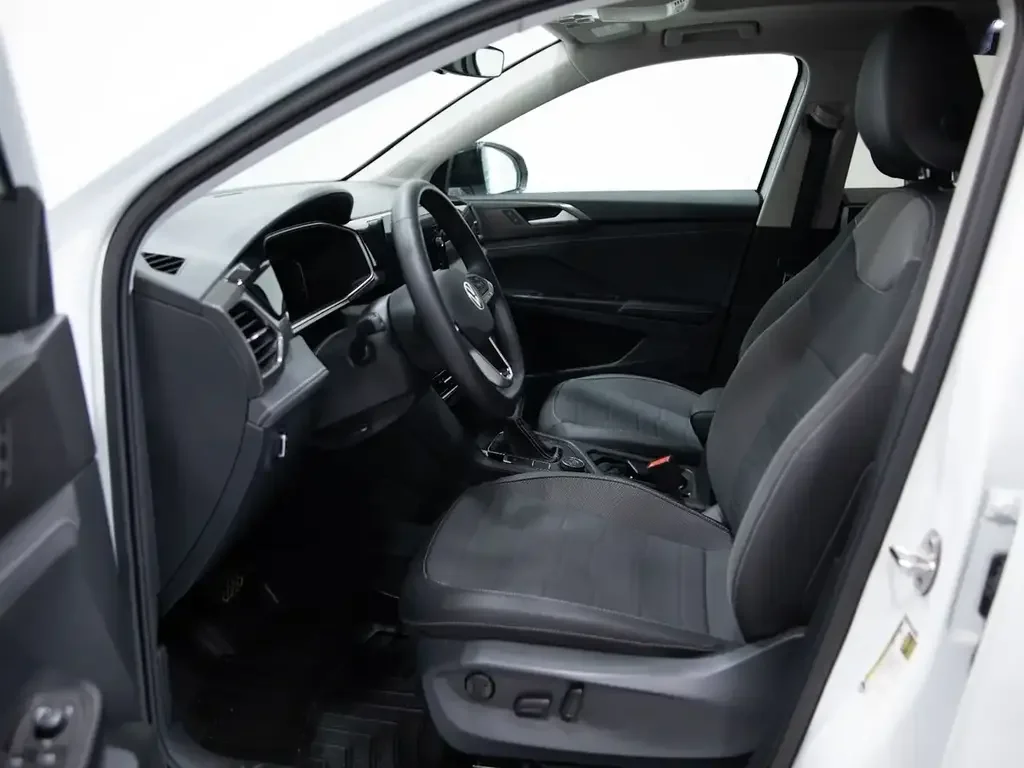 Volkswagen Taos снимка Volkswagen Taos