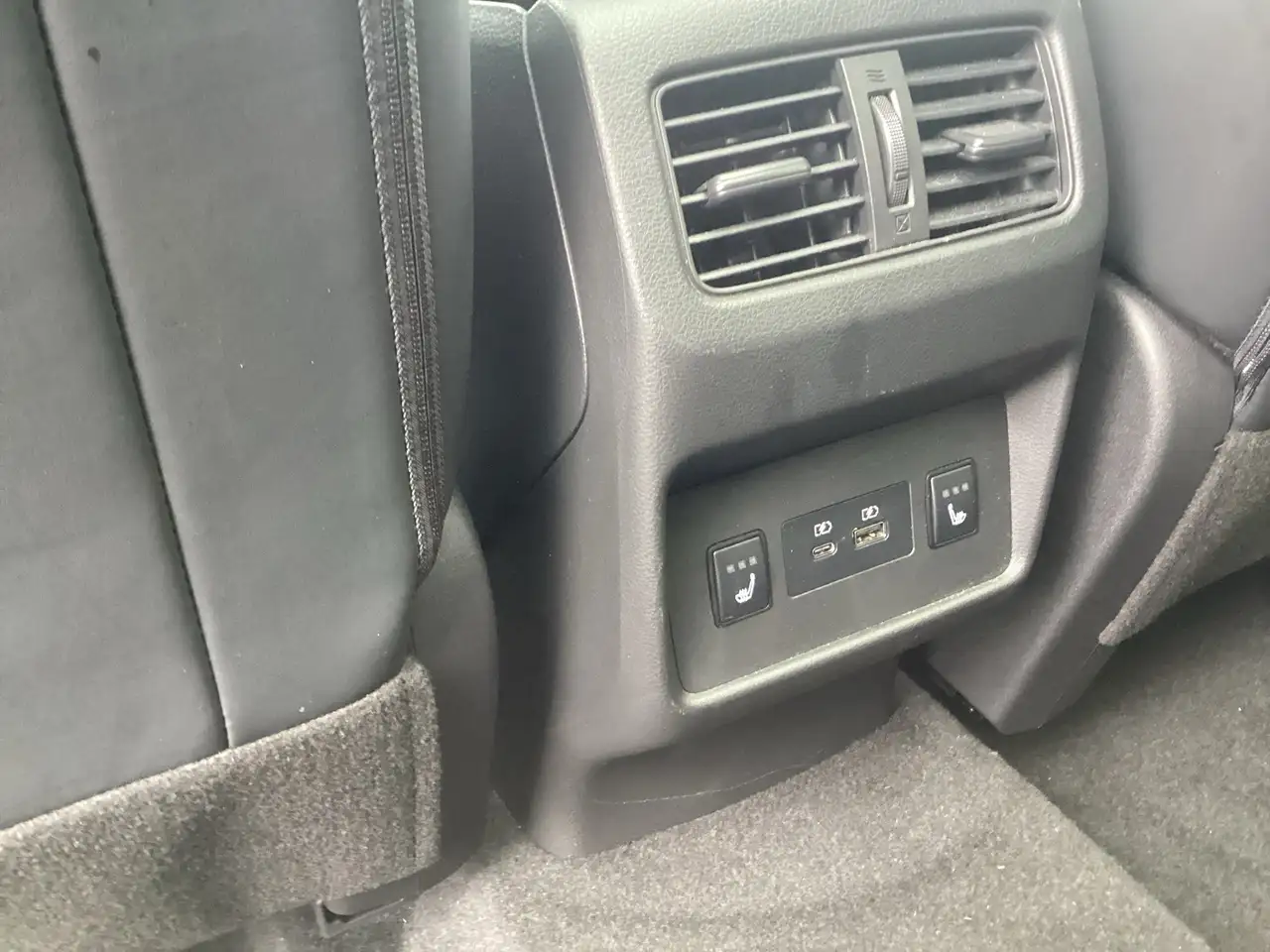 Nissan Rogue photo Nissan Rogue