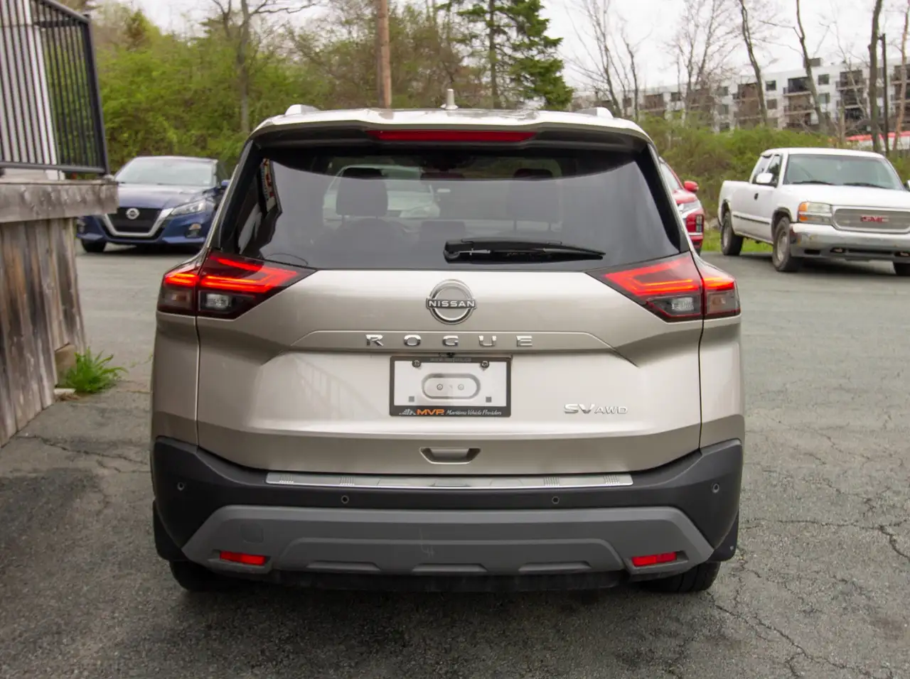 Nissan Rogue снимка Nissan Rogue