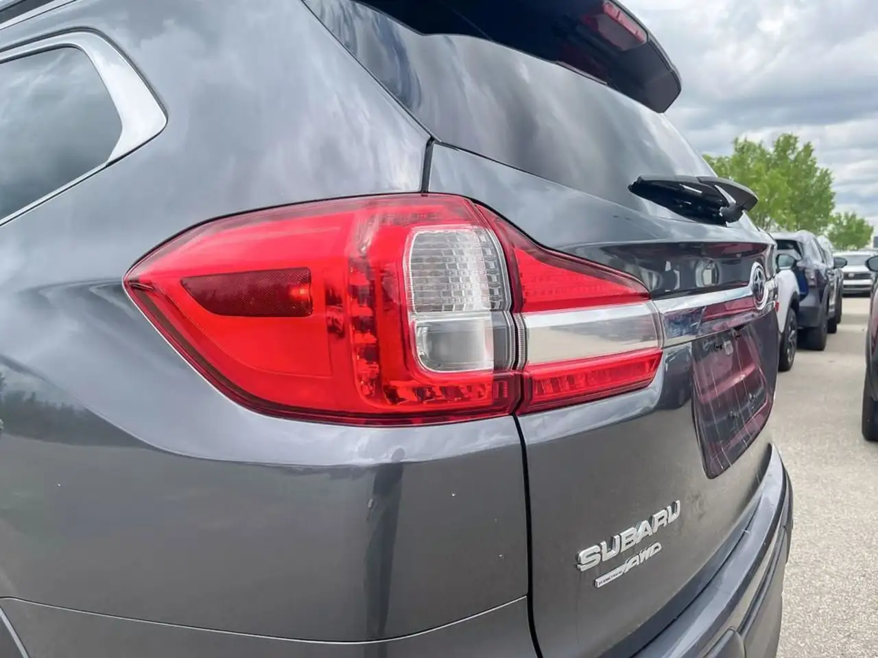 Subaru Ascent снимка Subaru Ascent