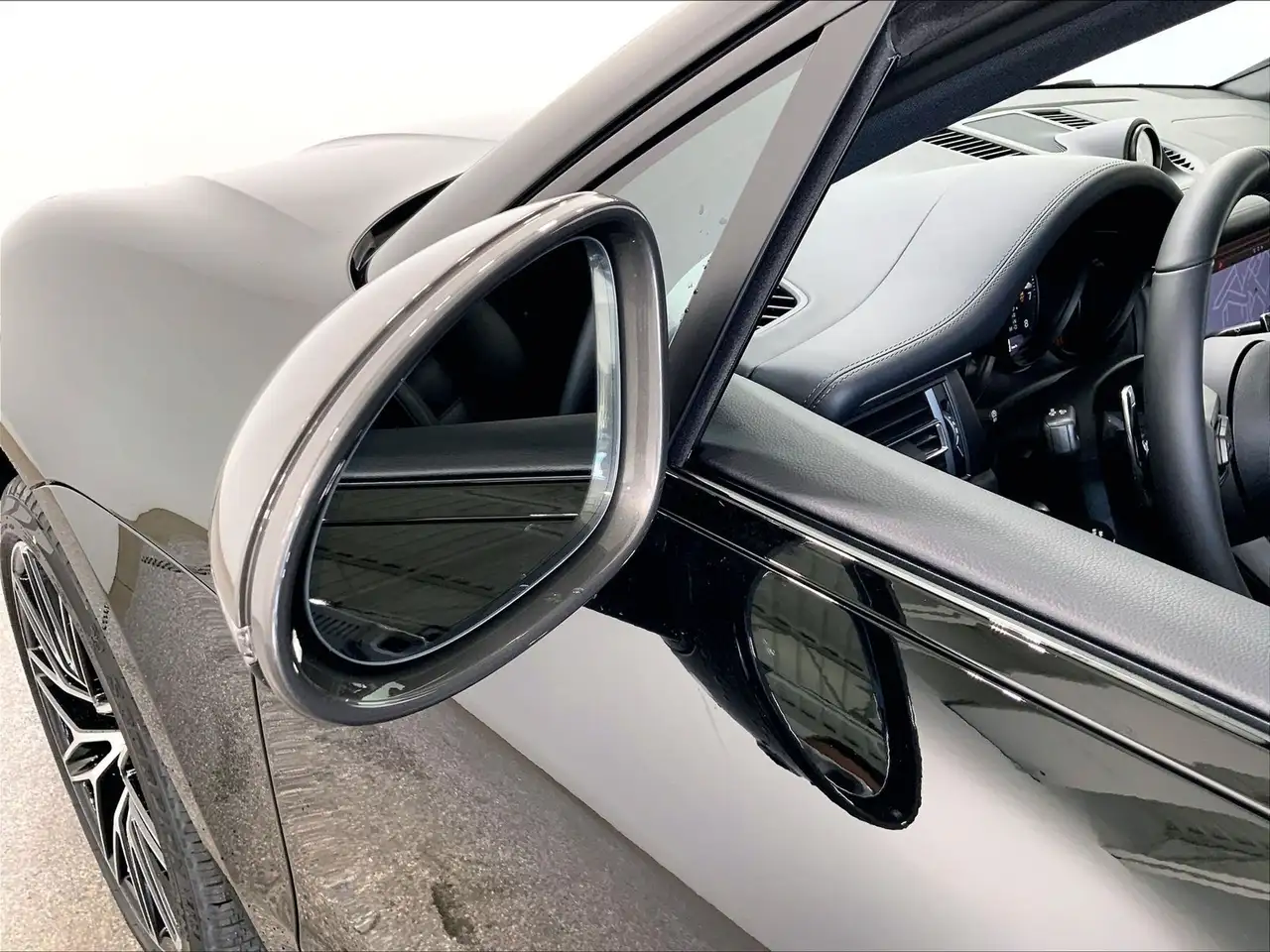 Porsche Macan снимка Porsche Macan