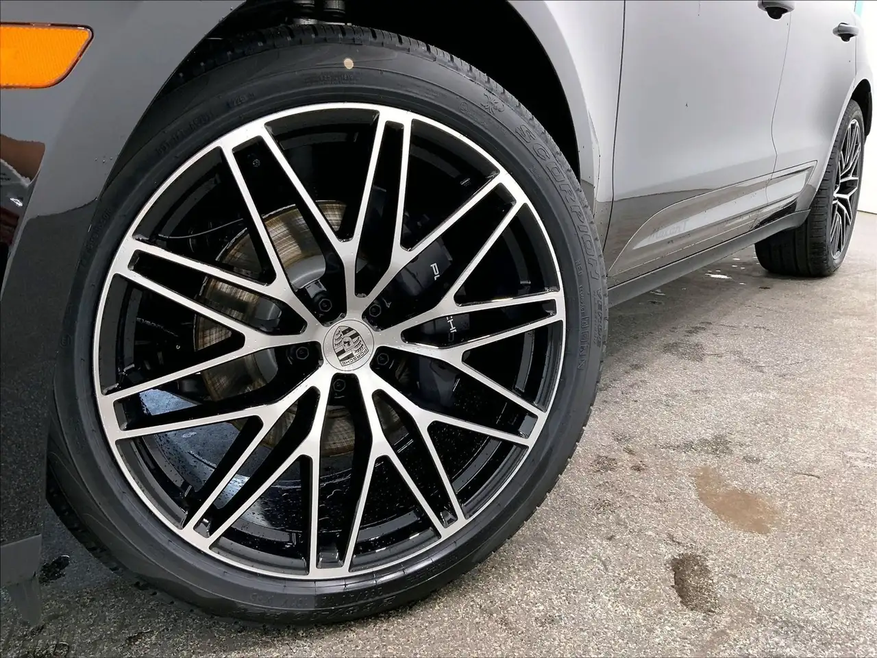 Porsche Macan снимка Porsche Macan
