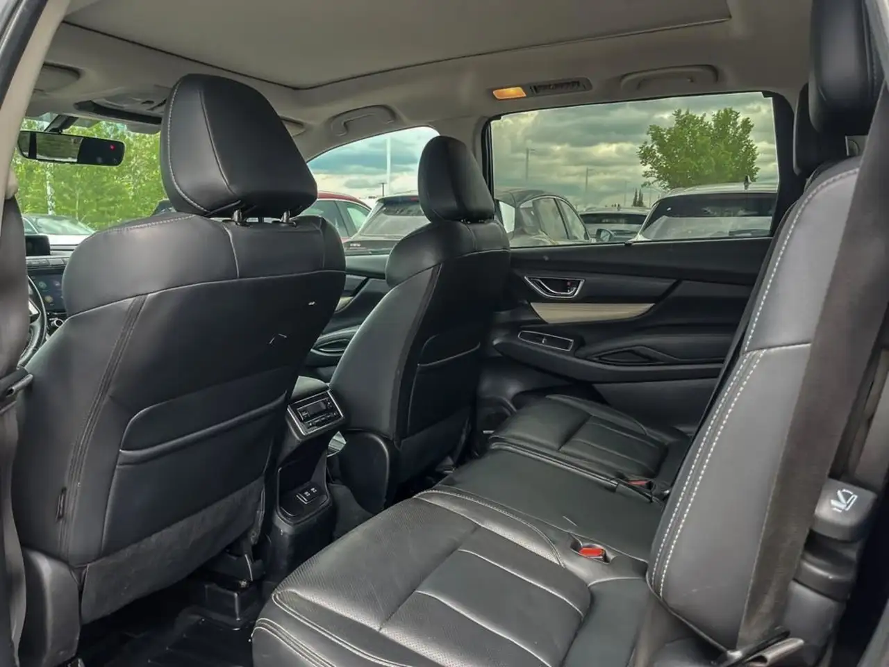 Subaru Ascent снимка Subaru Ascent