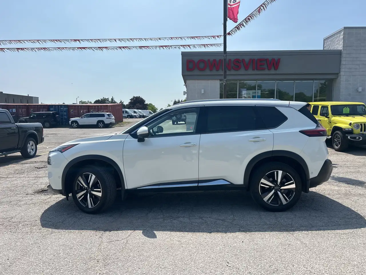 Nissan Rogue снимка Nissan Rogue