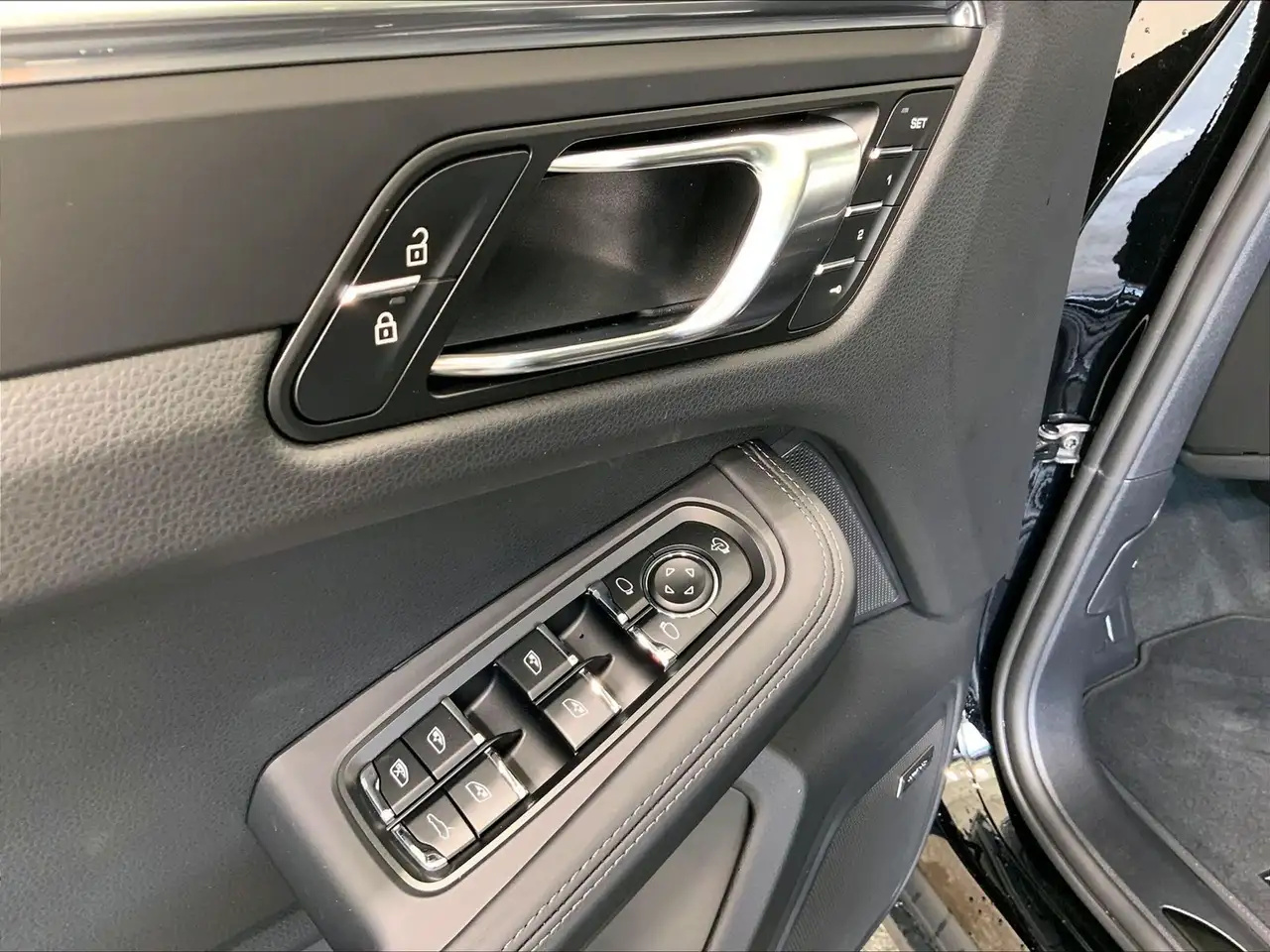 Porsche Macan снимка Porsche Macan