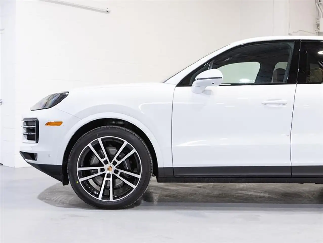 Porsche Cayenne снимка Porsche Cayenne