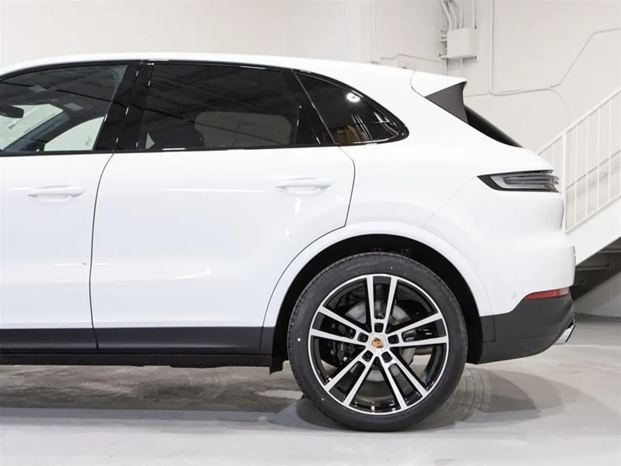 Porsche Cayenne снимка Porsche Cayenne