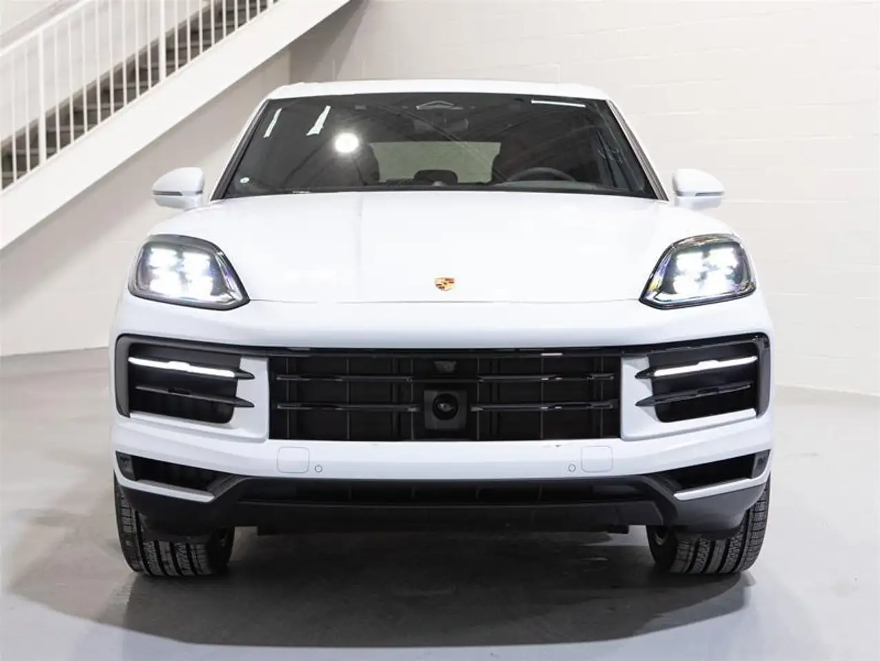 Porsche Cayenne снимка Porsche Cayenne