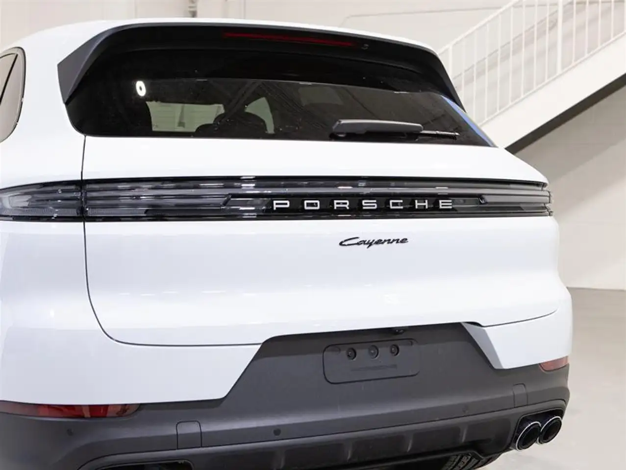 Porsche Cayenne снимка Porsche Cayenne