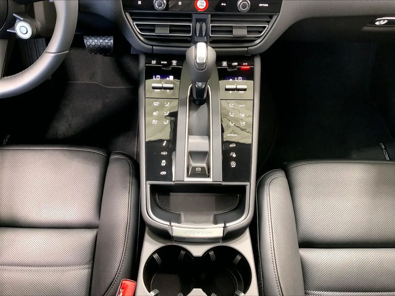 Porsche Macan снимка Porsche Macan