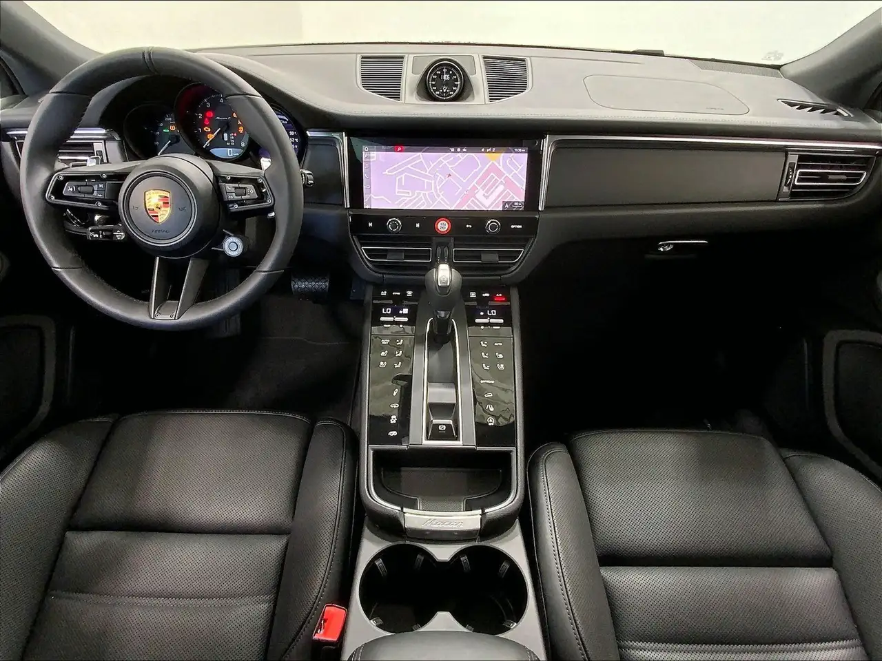 Porsche Macan снимка Porsche Macan