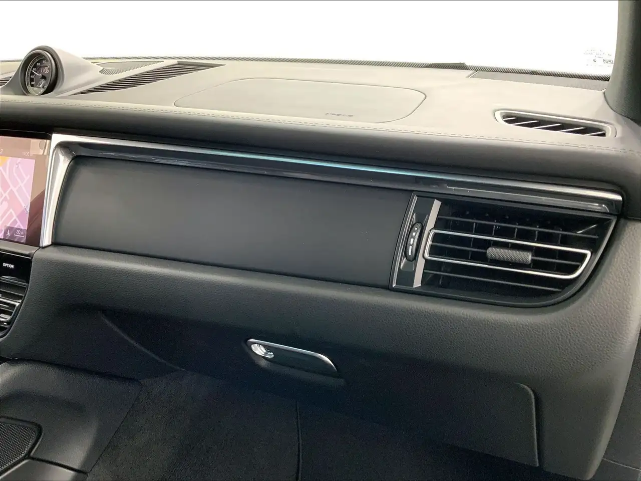 Porsche Macan снимка Porsche Macan