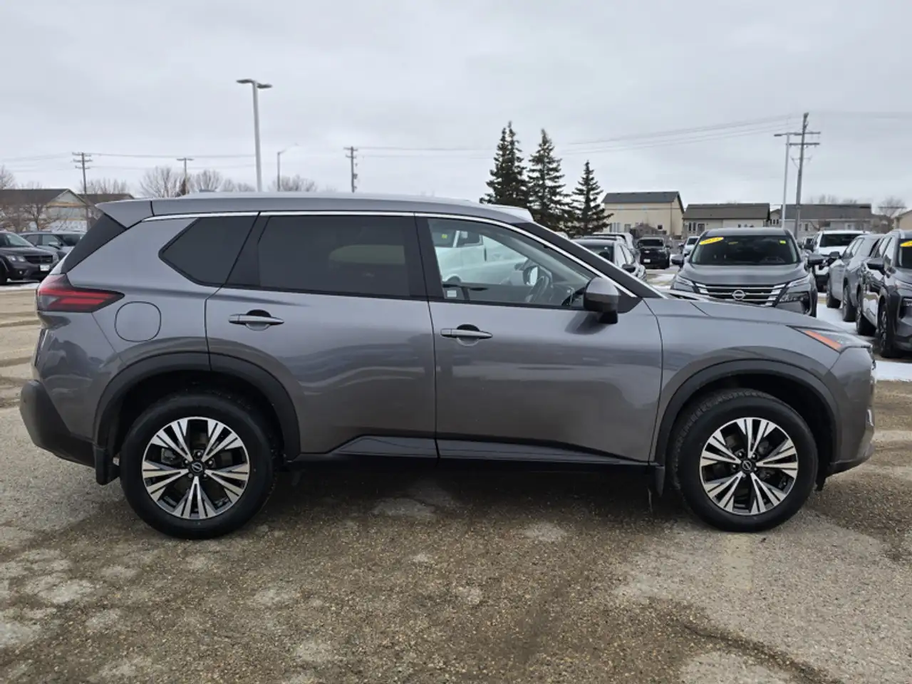 Nissan Rogue снимка Nissan Rogue