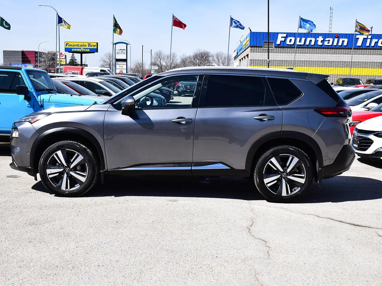 Nissan Rogue снимка Nissan Rogue
