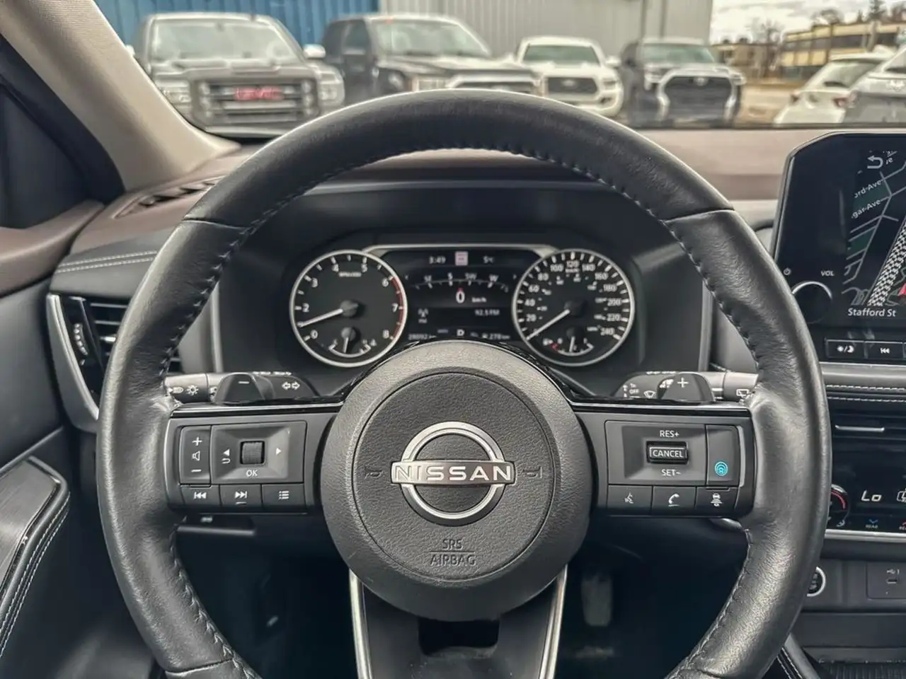 Nissan Rogue снимка Nissan Rogue