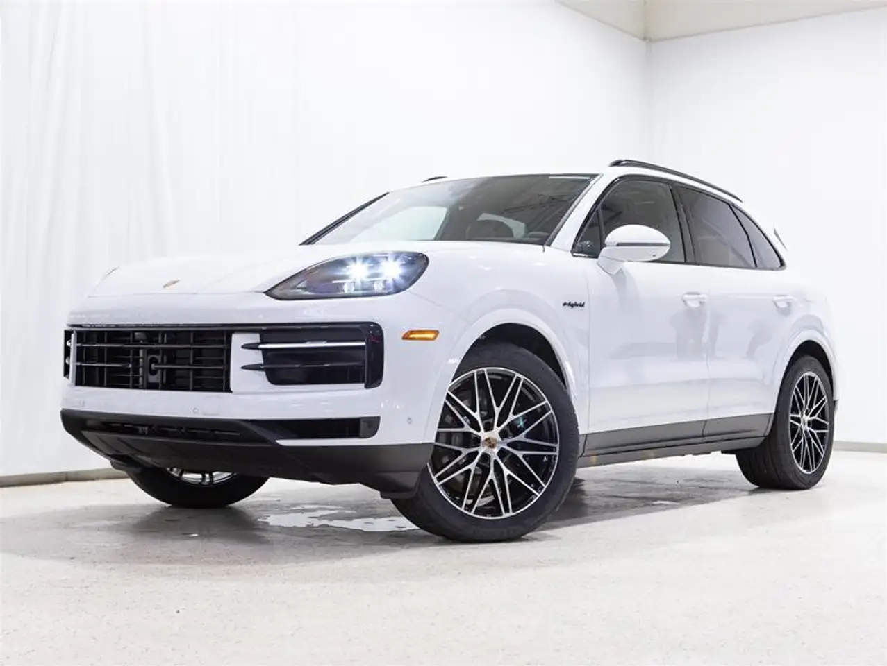 Porsche Cayenne photo Porsche Cayenne