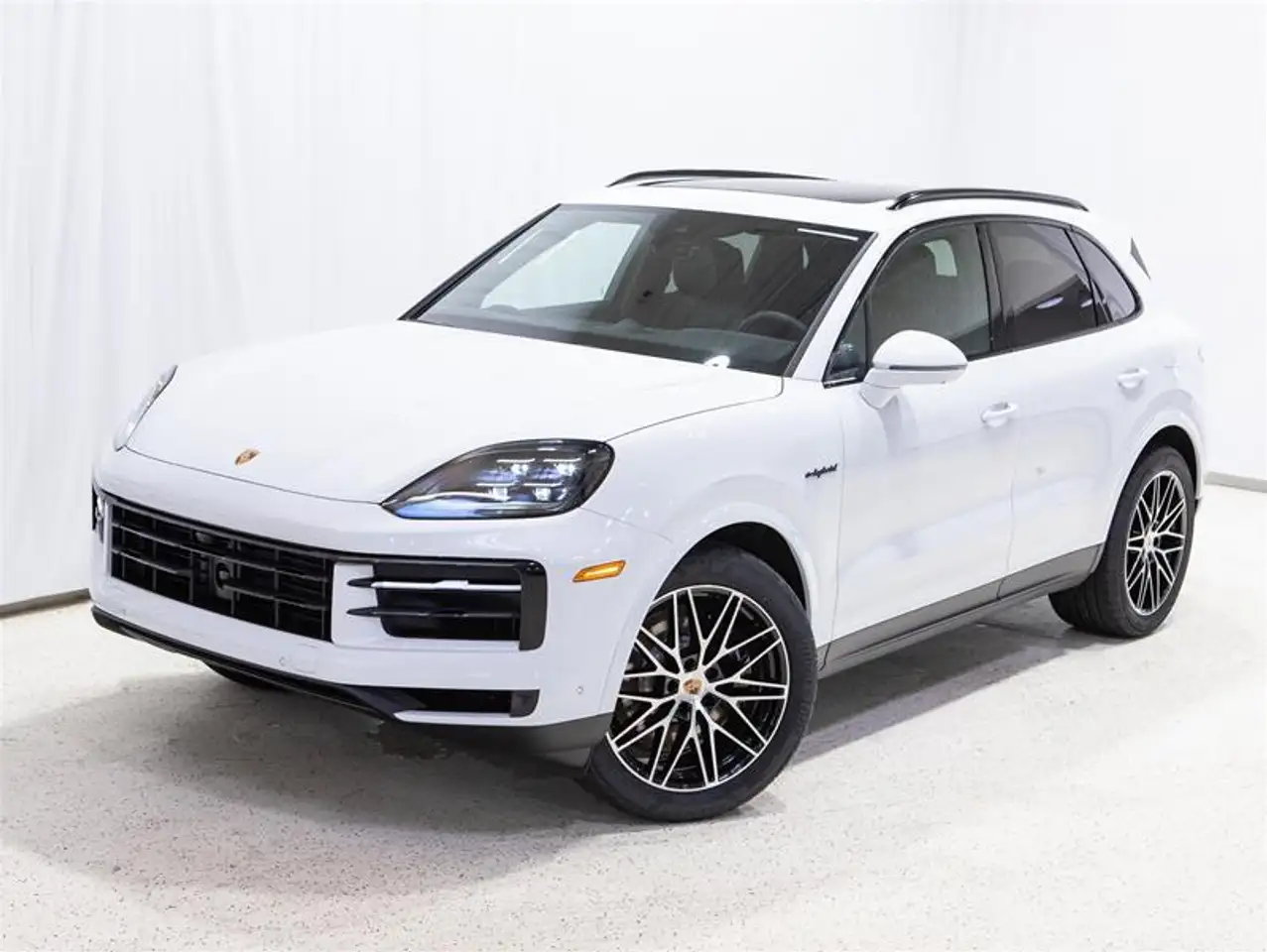 Porsche Cayenne photo Porsche Cayenne