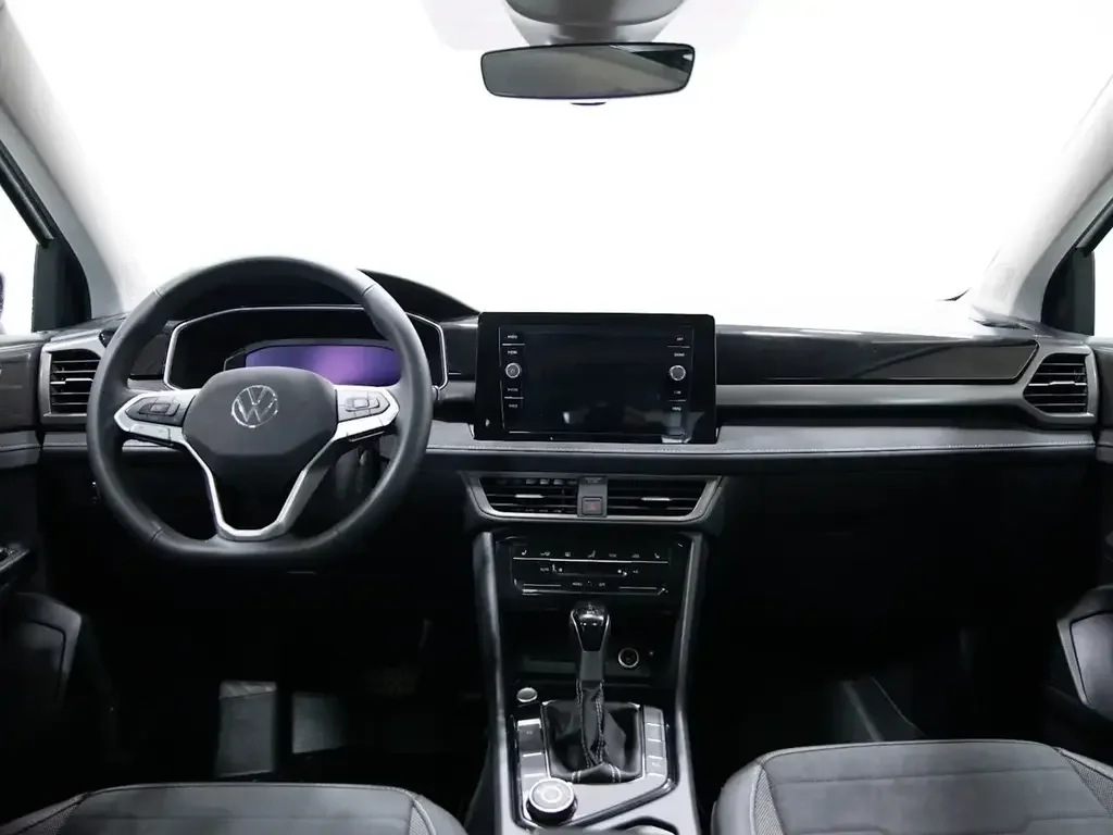 Volkswagen Taos снимка Volkswagen Taos