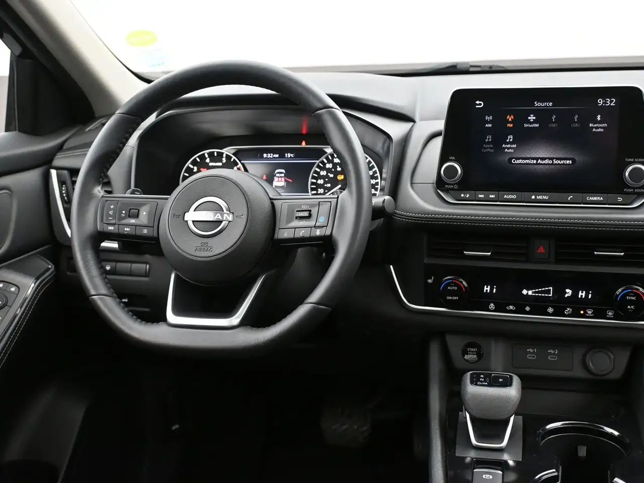 Nissan Rogue снимка Nissan Rogue