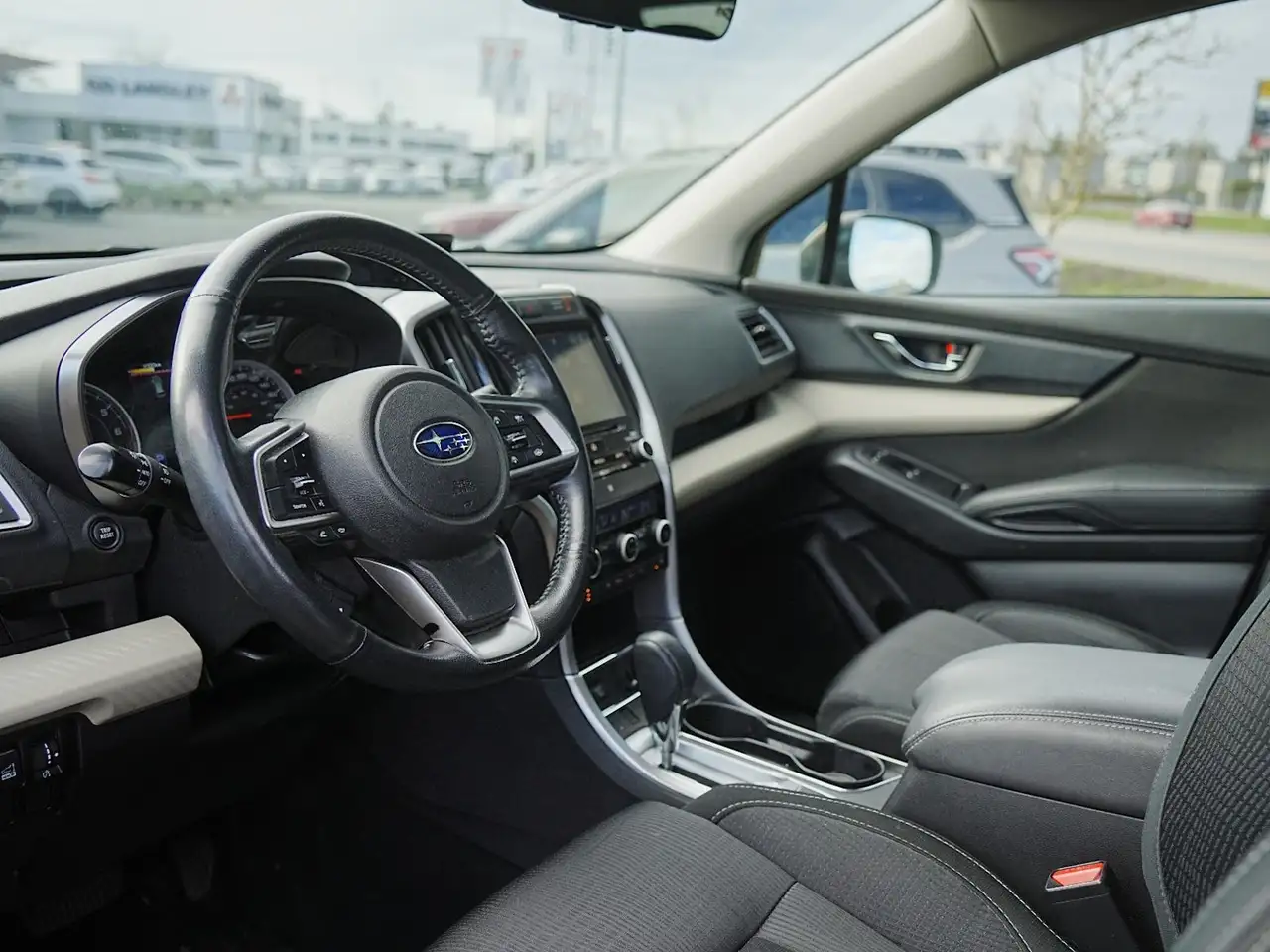 Subaru Ascent снимка Subaru Ascent