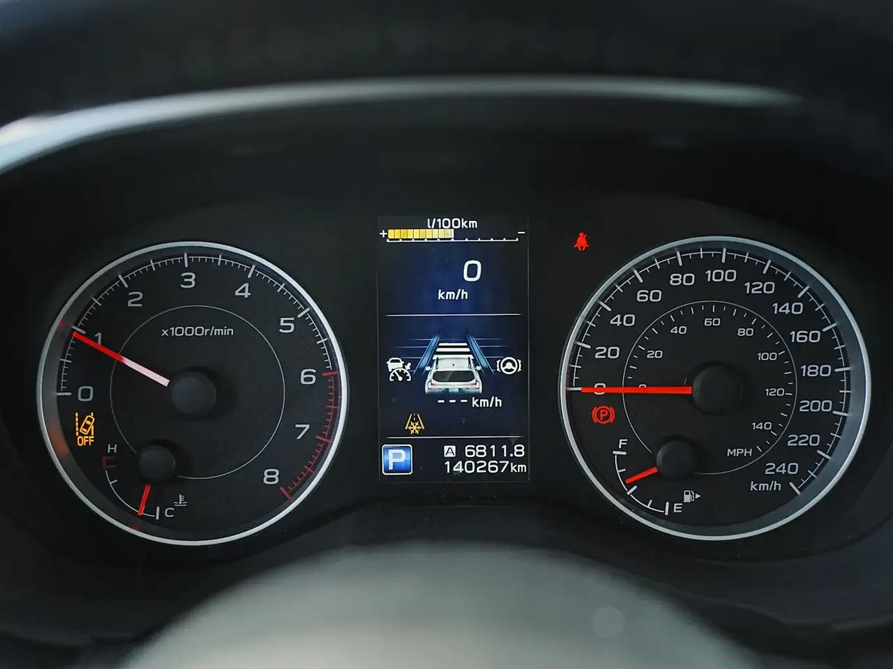 Subaru Ascent снимка Subaru Ascent