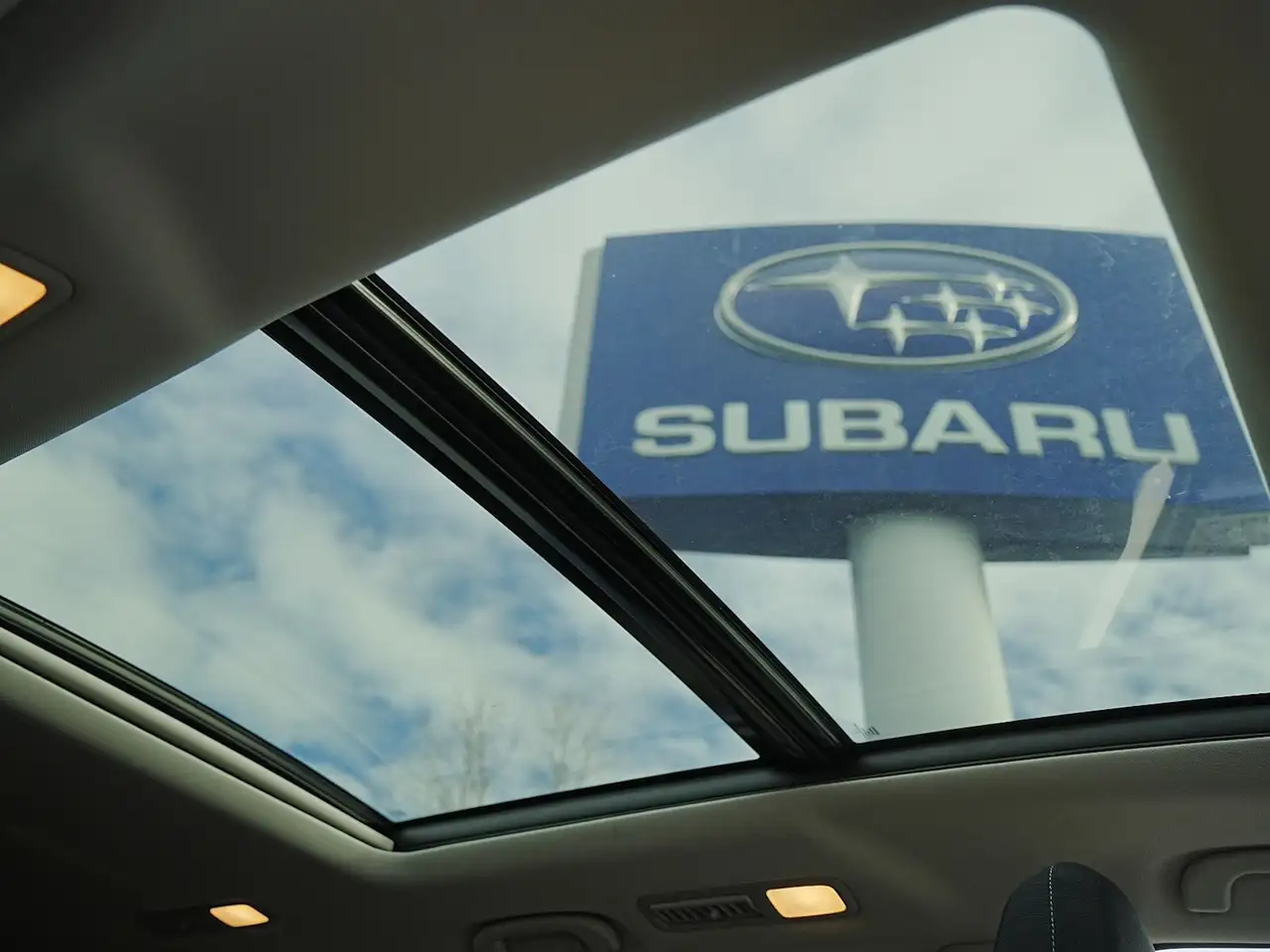 Subaru Ascent снимка Subaru Ascent