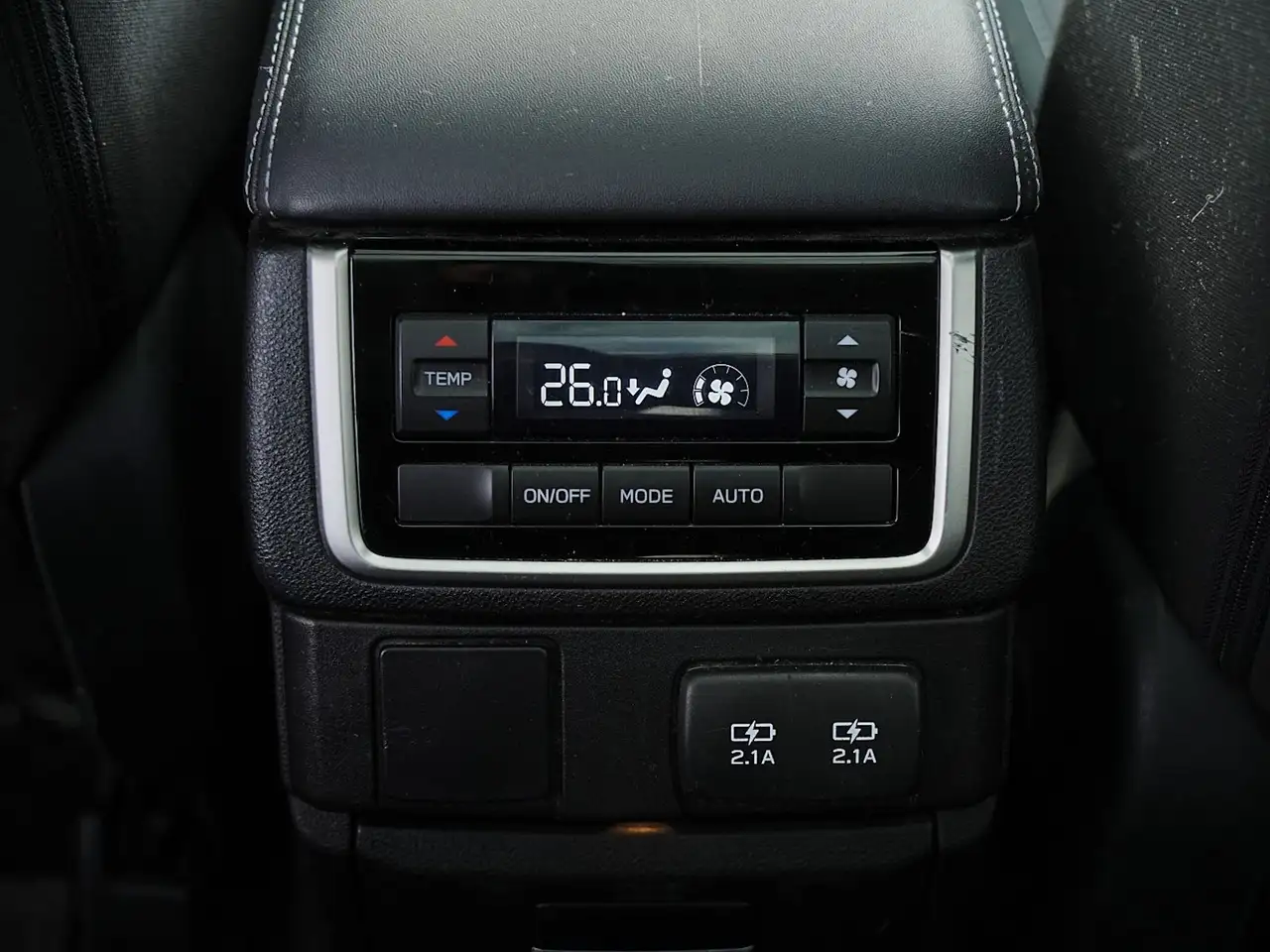 Subaru Ascent снимка Subaru Ascent