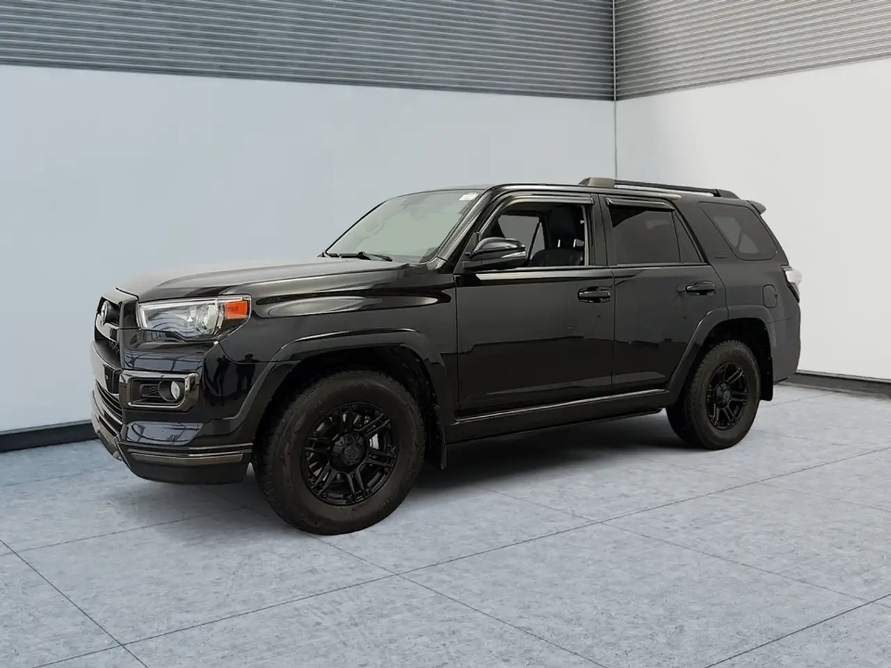 Toyota 4-Runner снимка Toyota 4-Runner
