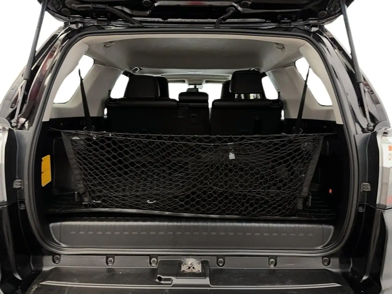 Toyota 4-Runner снимка Toyota 4-Runner