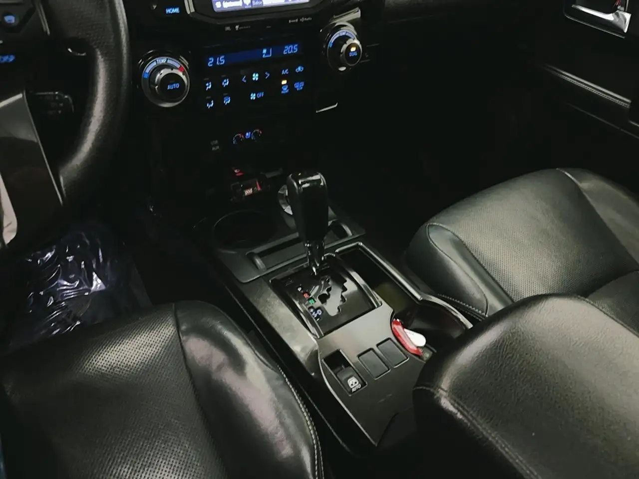 Toyota 4-Runner снимка Toyota 4-Runner