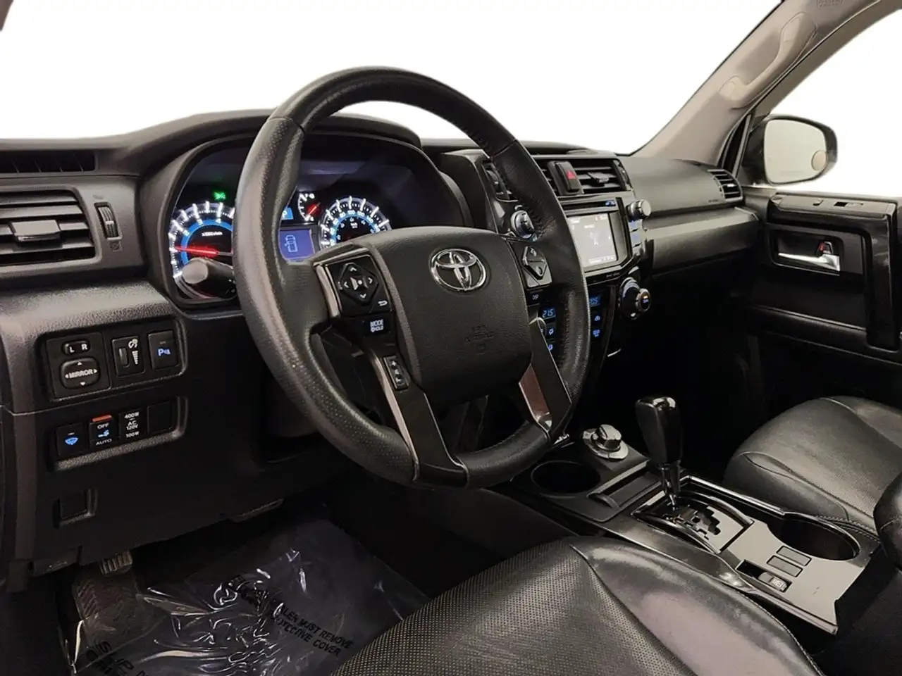 Toyota 4-Runner снимка Toyota 4-Runner