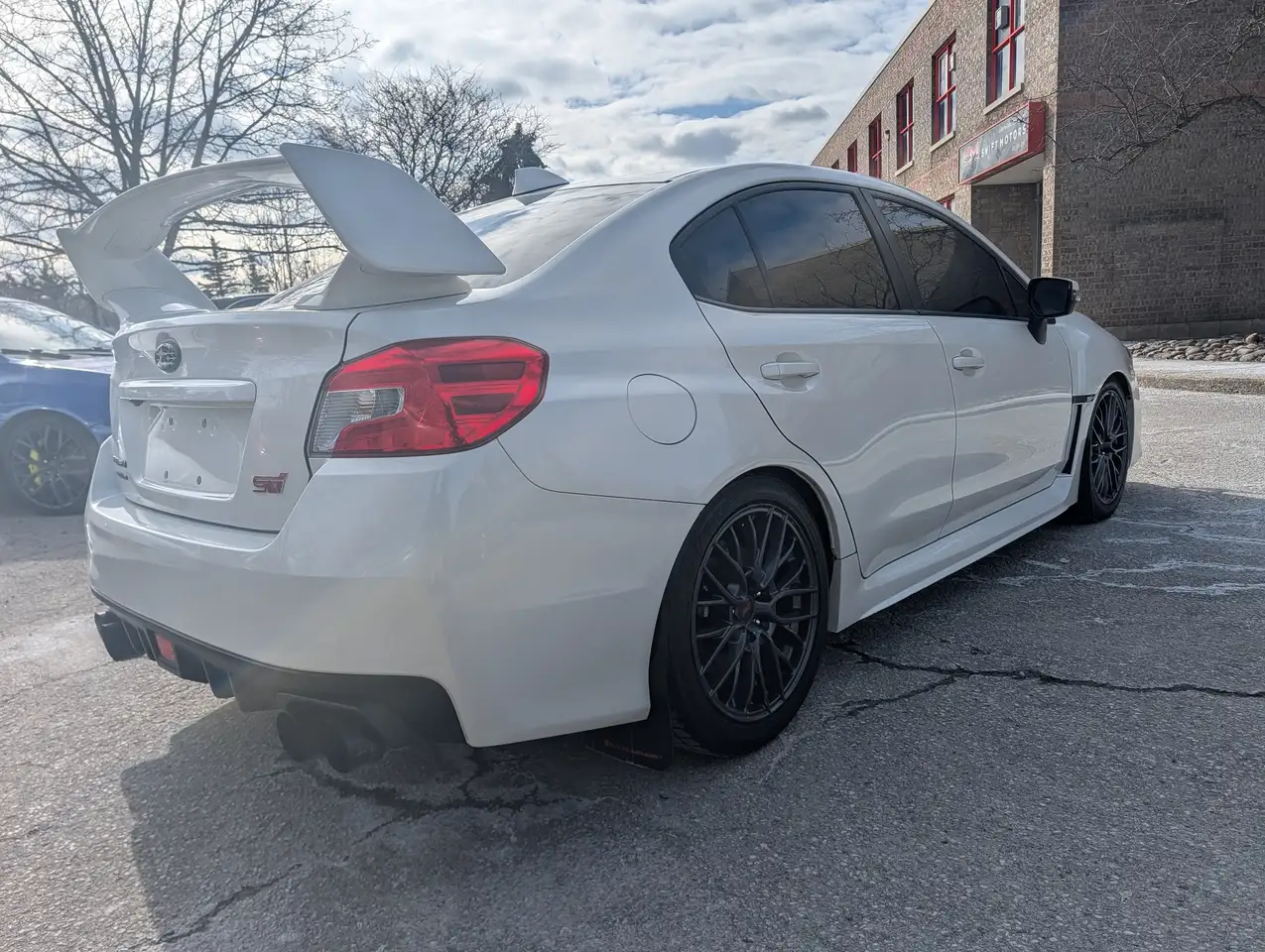Subaru WRX снимка Subaru WRX