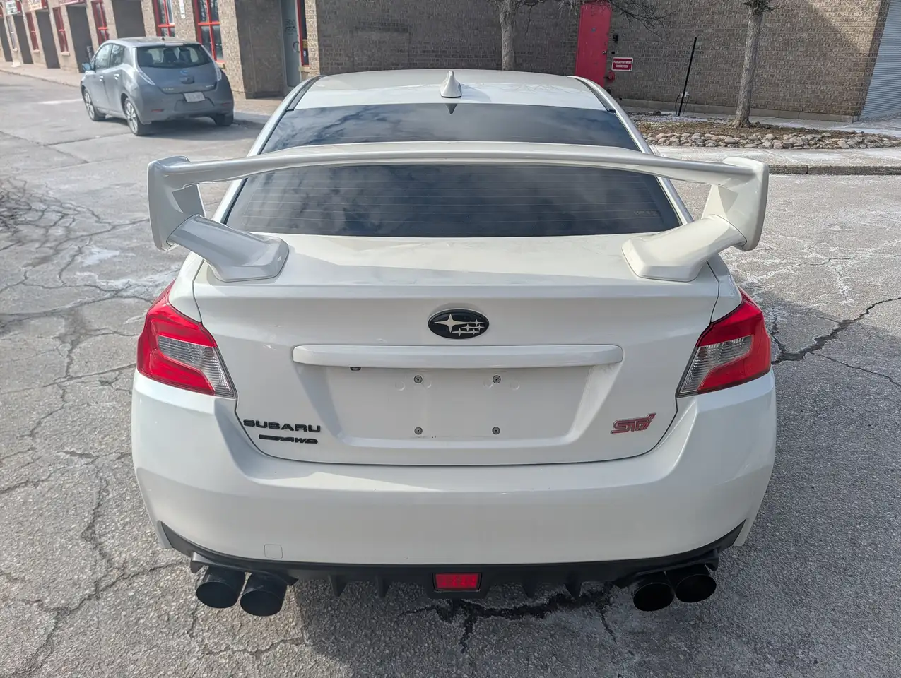Subaru WRX снимка Subaru WRX